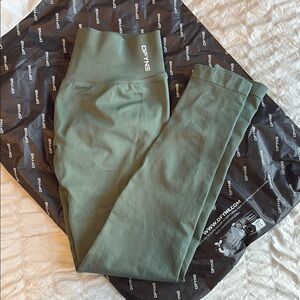 DFYNE olive green impact leggings